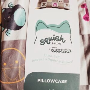 Squishmallows Pillowcase - Green and White